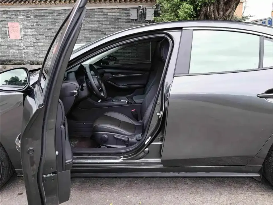 Mazda 3 Axela