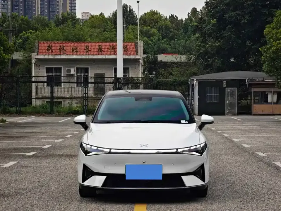 Xpeng P5