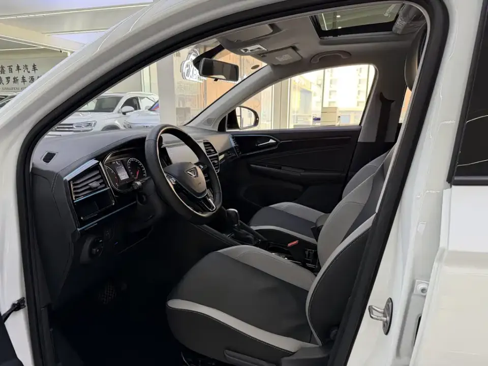 Jetta VS5