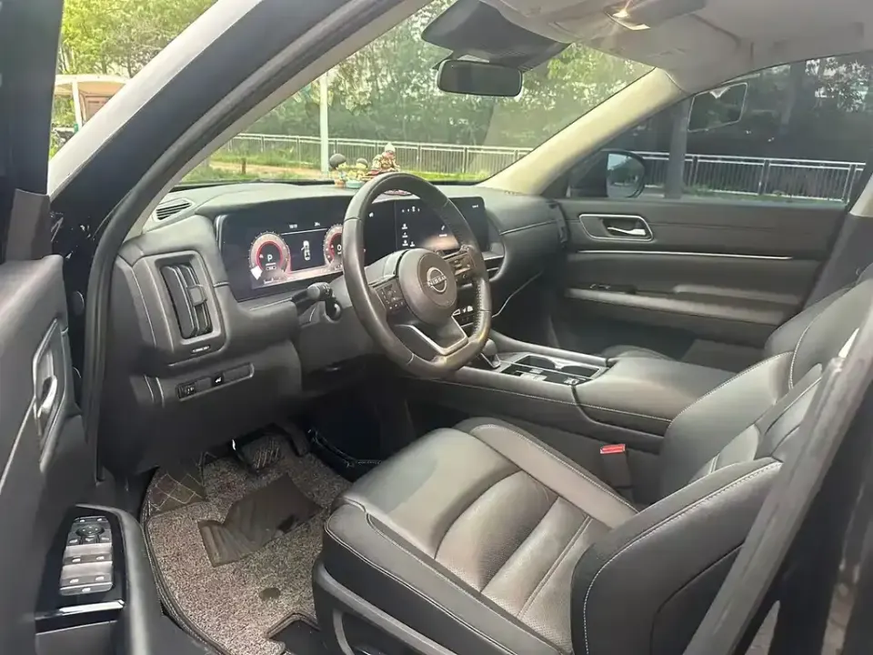 Nissan Teramont