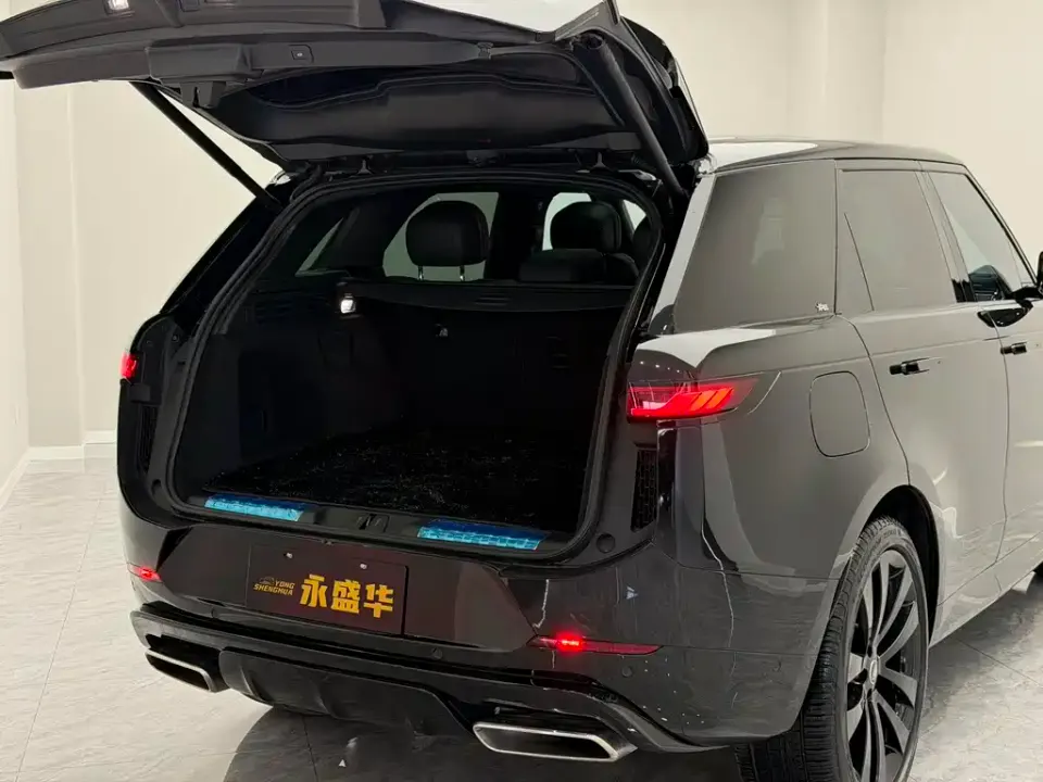 Land Rover Sport