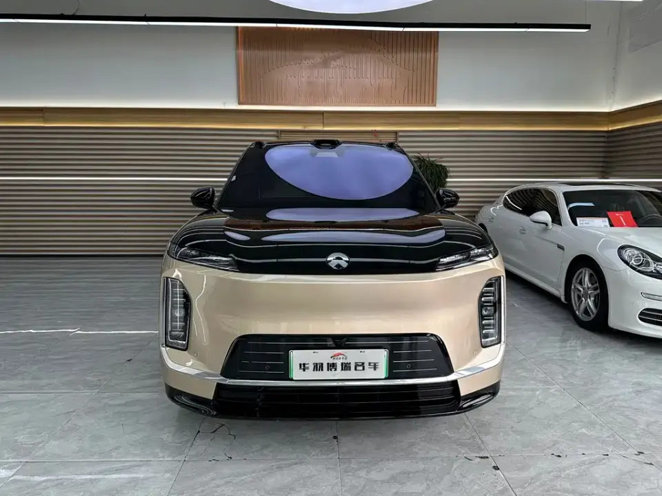Nio ES9