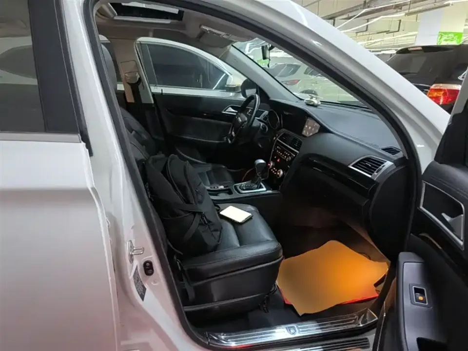Leopaard Leopaard CS10