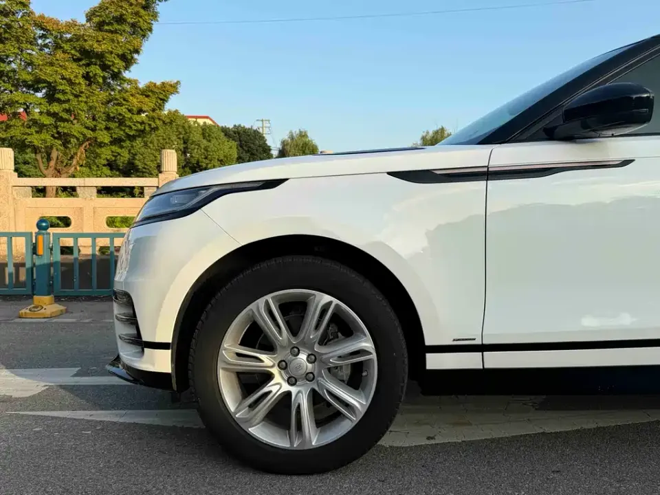 Land Rover Velar