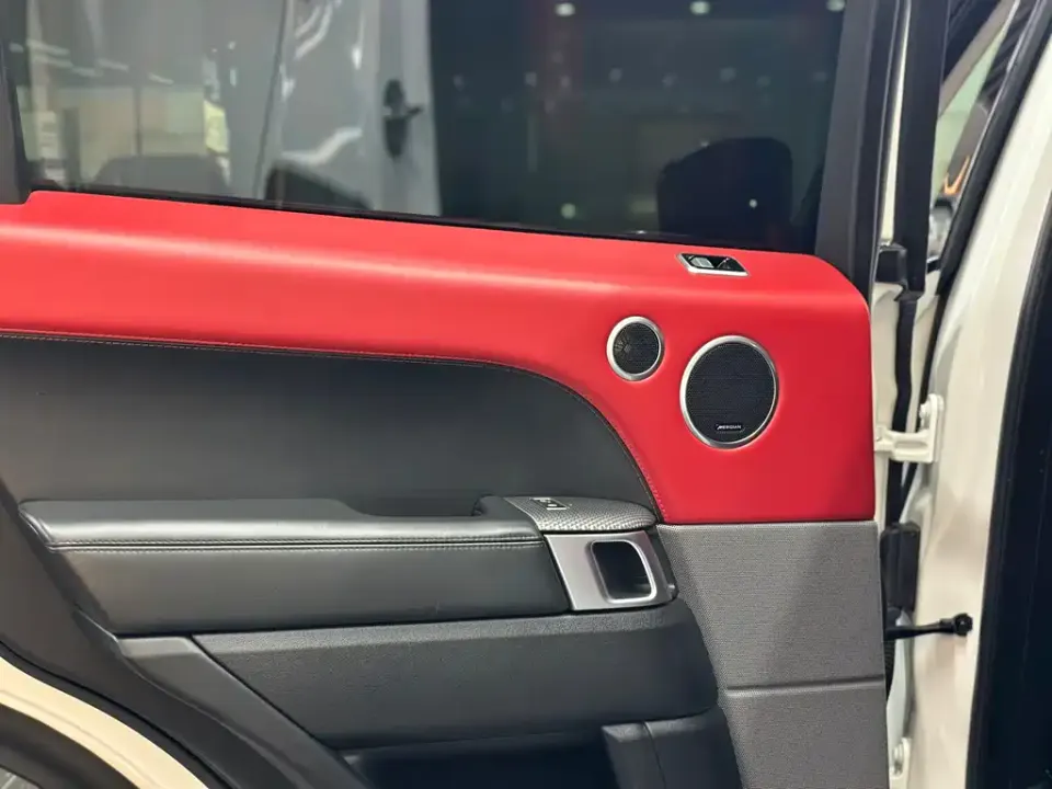 Land Rover Sport