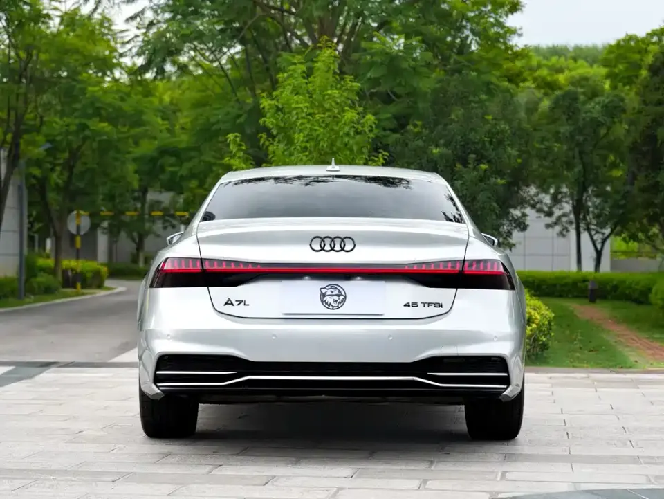 Audi A7L