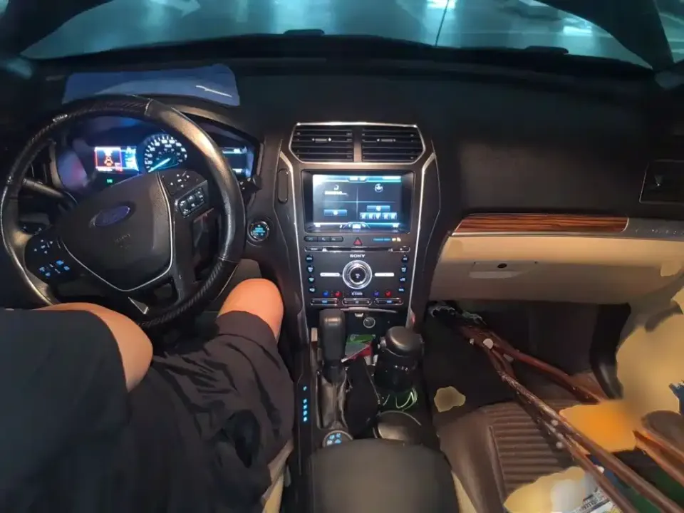 Ford Explorer (Import)