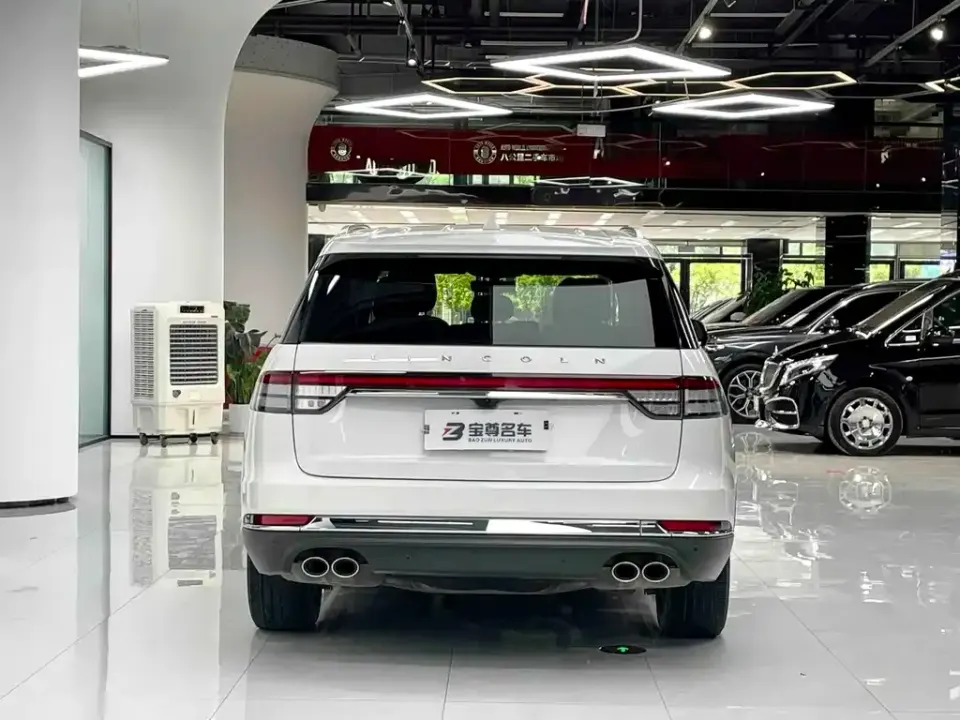 Lincoln Aviator (Import)