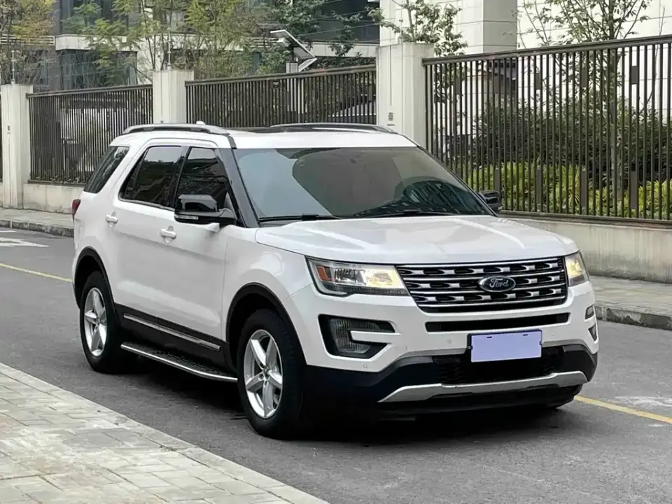 Ford Explorer (Import)