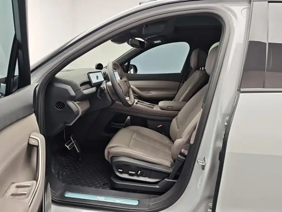 Nio ES7
