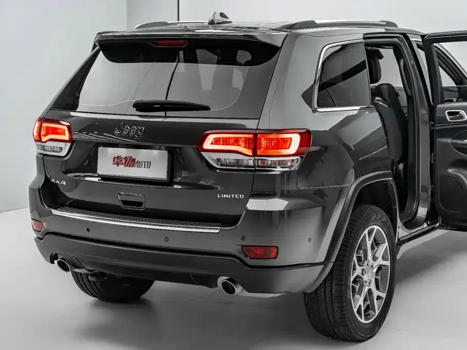 Jeep Grand Cherokee (Import)