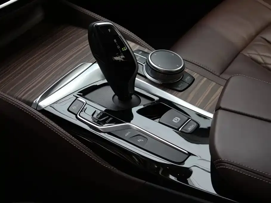 BMW 5 Series New Energy