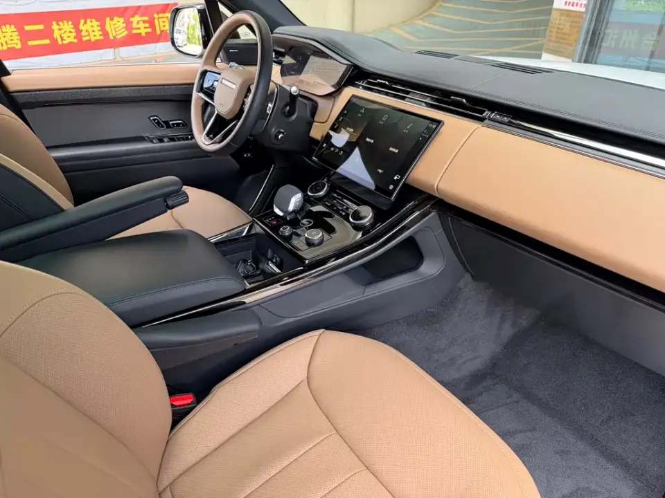 Land Rover Sport