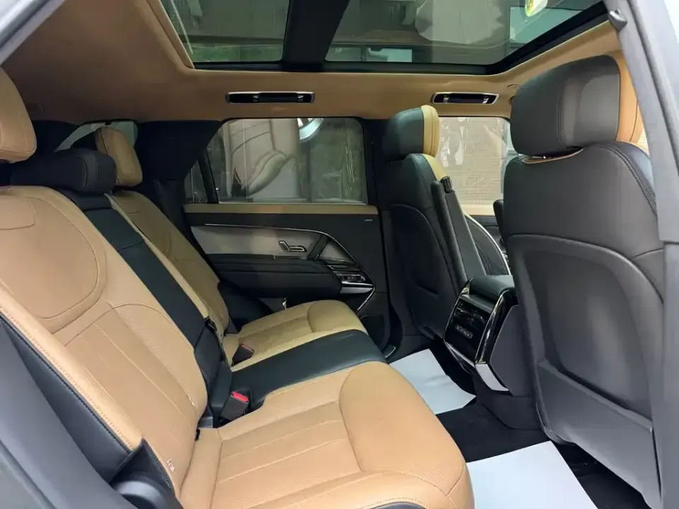 Land Rover Sport