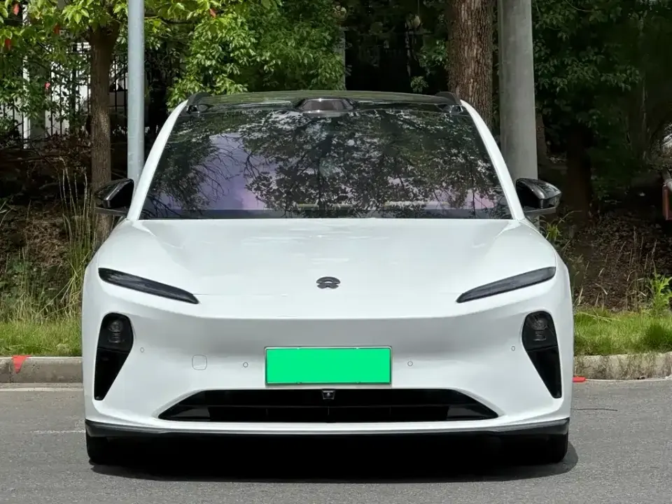 Nio ET5T