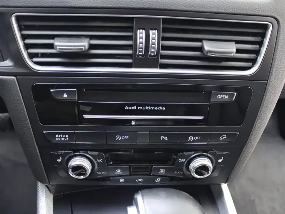 Audi Q5 (Import)
