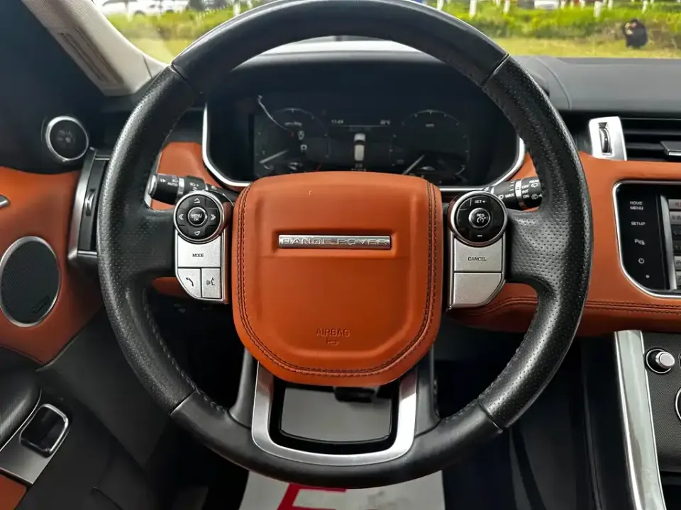 Land Rover Sport