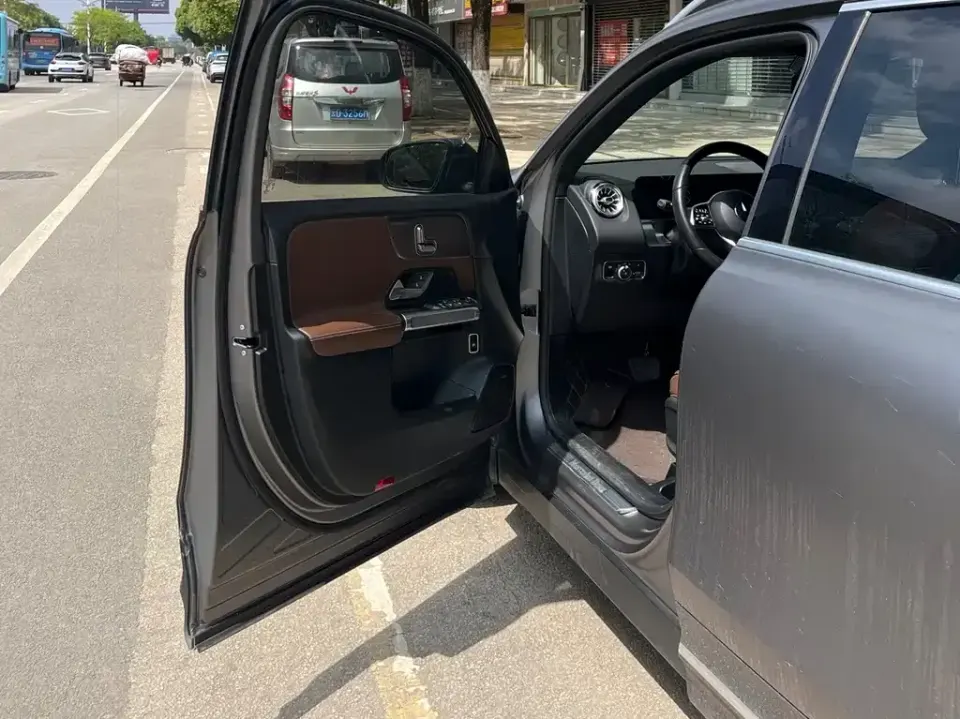 Mercedes-Benz GLB