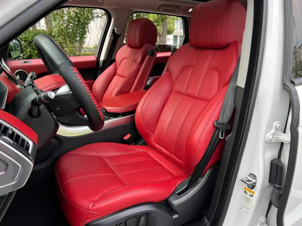 Land Rover Sport