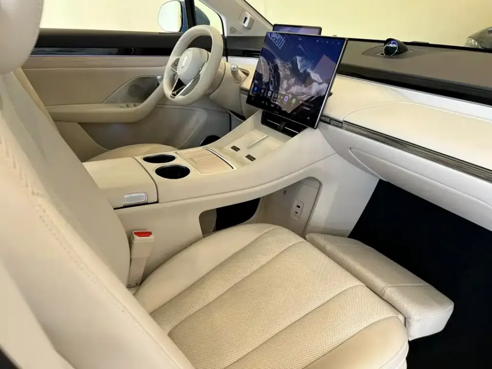 Zhijie Zhijie R7