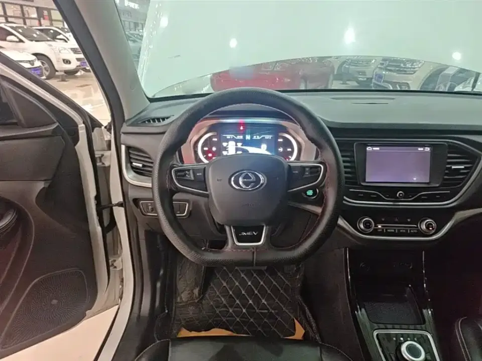 JMEV EX5