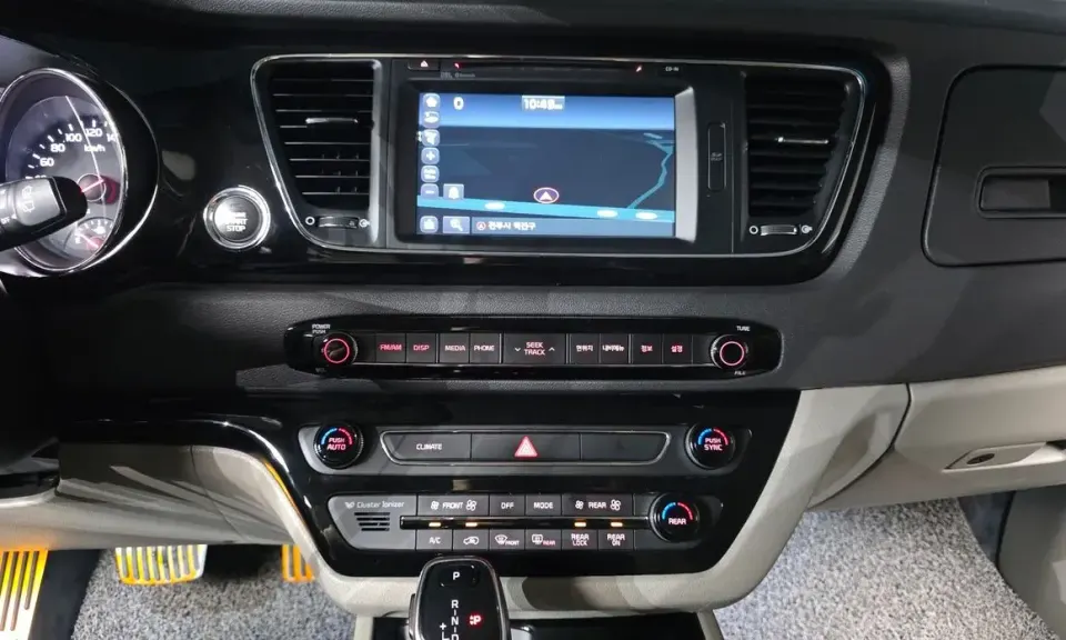 Kia Canival