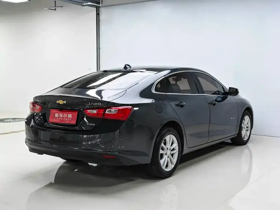 Chevrolet Malibu XL
