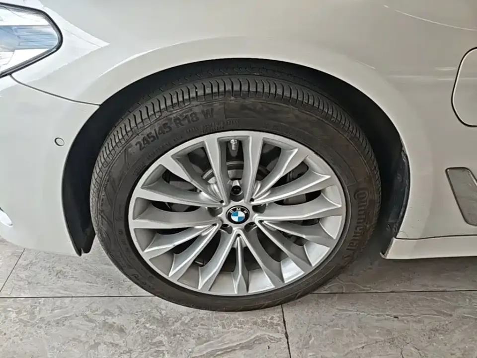BMW 5 Series New Energy