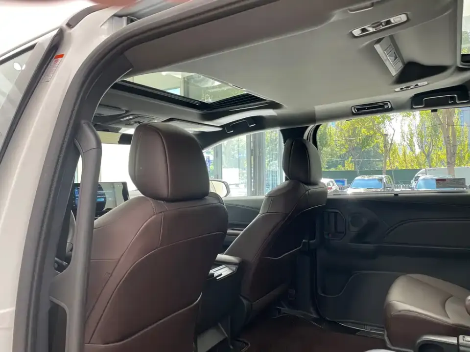 Toyota Granvia