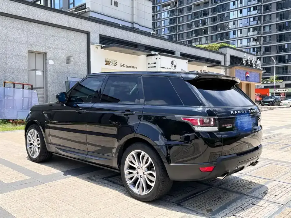 Land Rover Sport