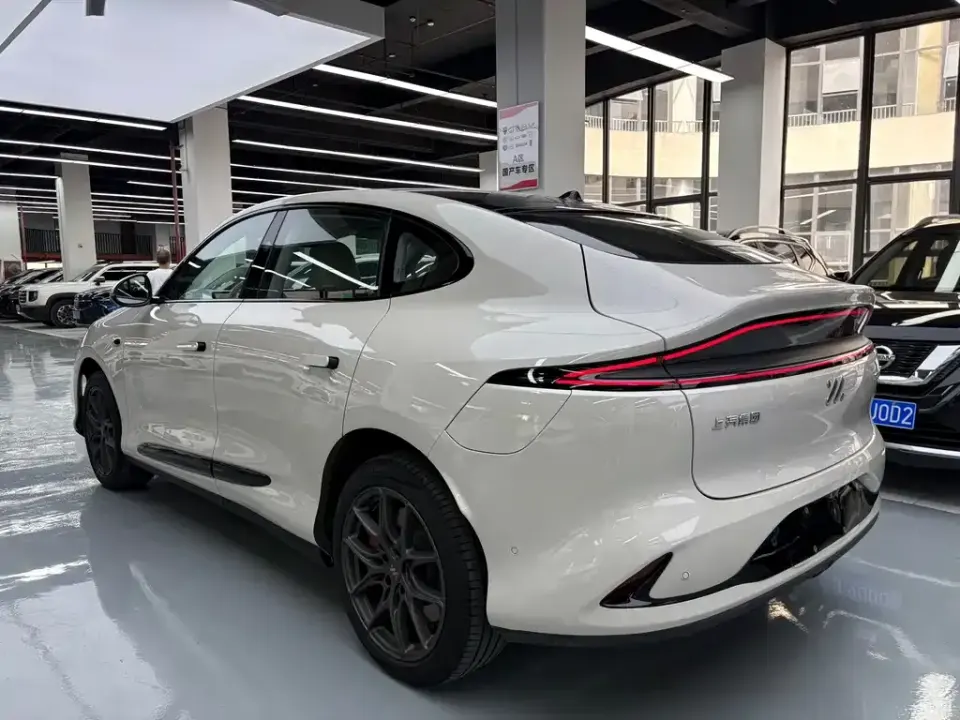 IM Motors IM LS6