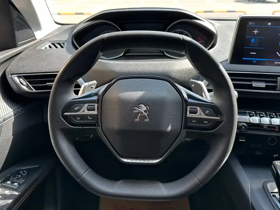 Peugeot 4008