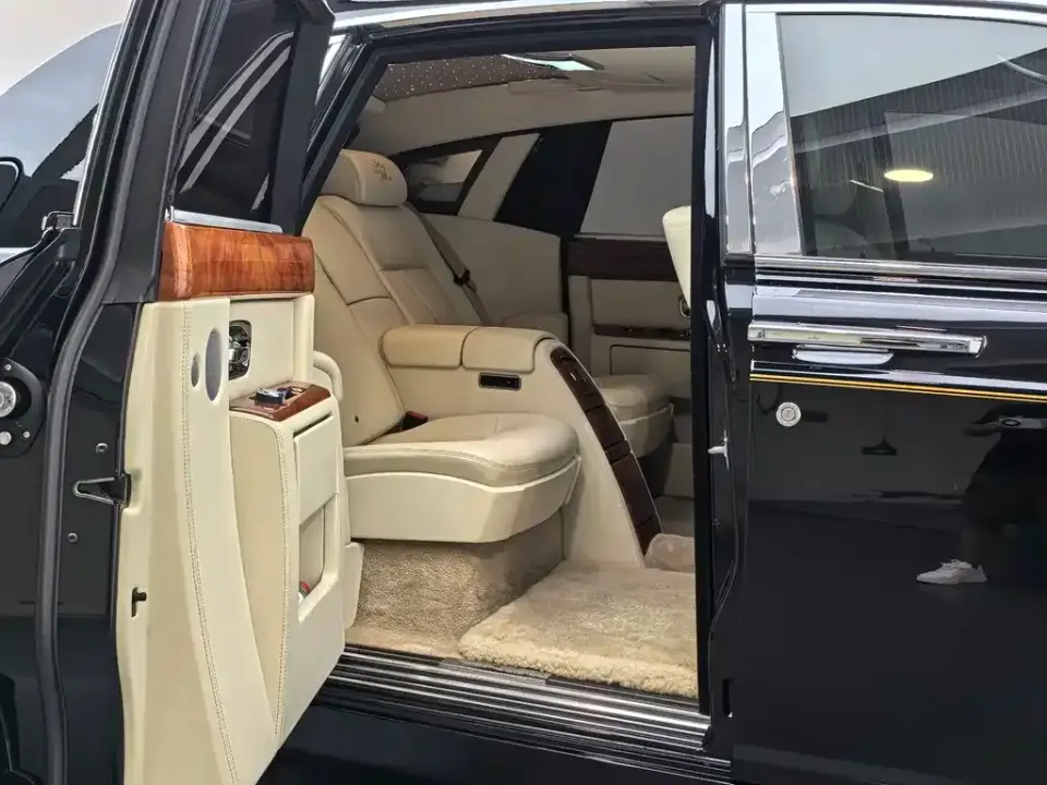 Rolls-Royce Phantom