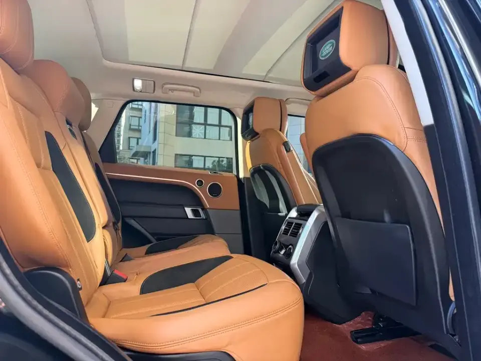 Land Rover Sport