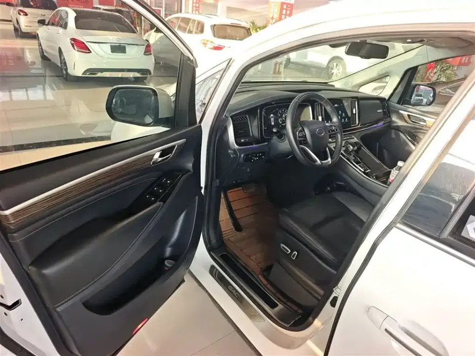 GAC Trumpchi M8
