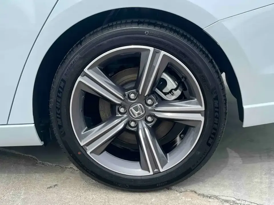 Honda Inspire PHEV