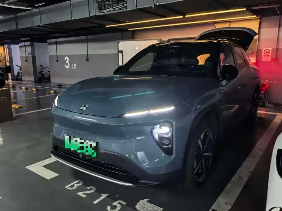 Nio ES7