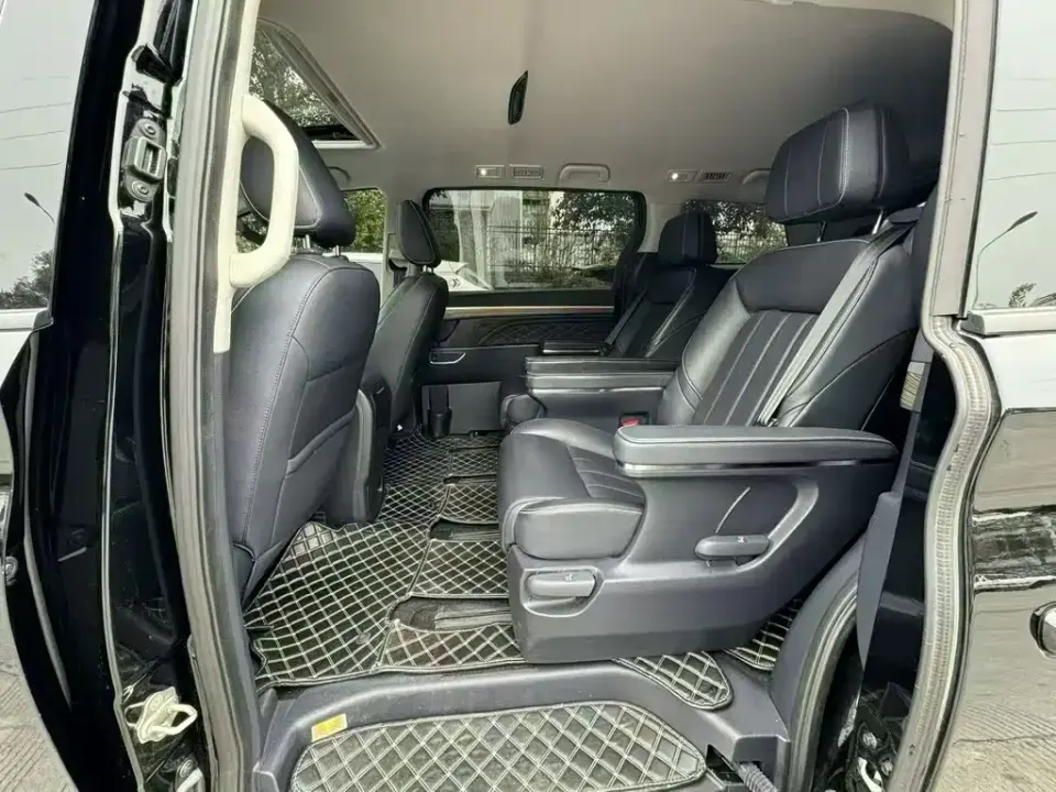 GAC Trumpchi M8