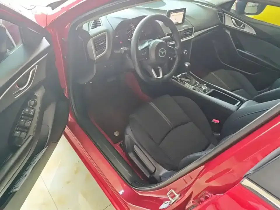 Mazda 3 Axela