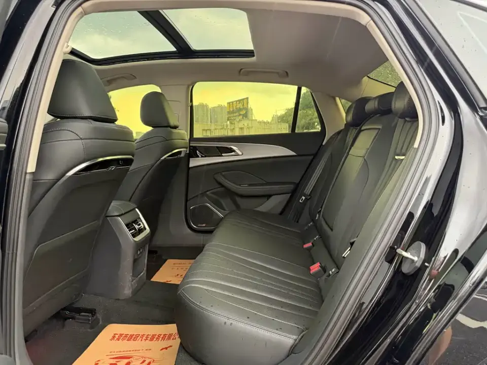 Hongqi Hongqi H5