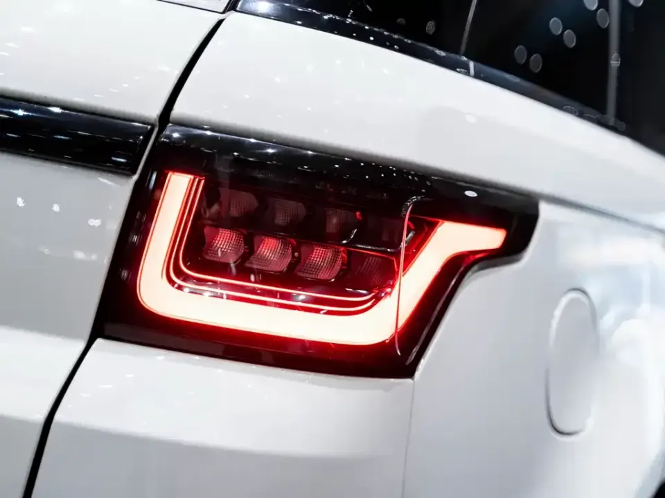 Land Rover Sport