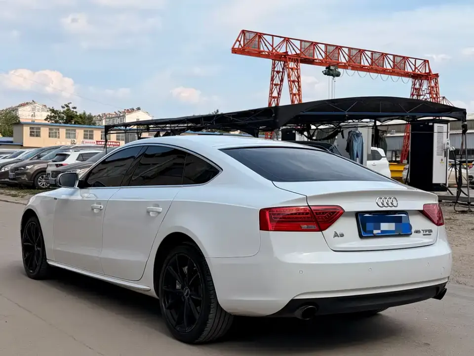 Audi A5 (Import)