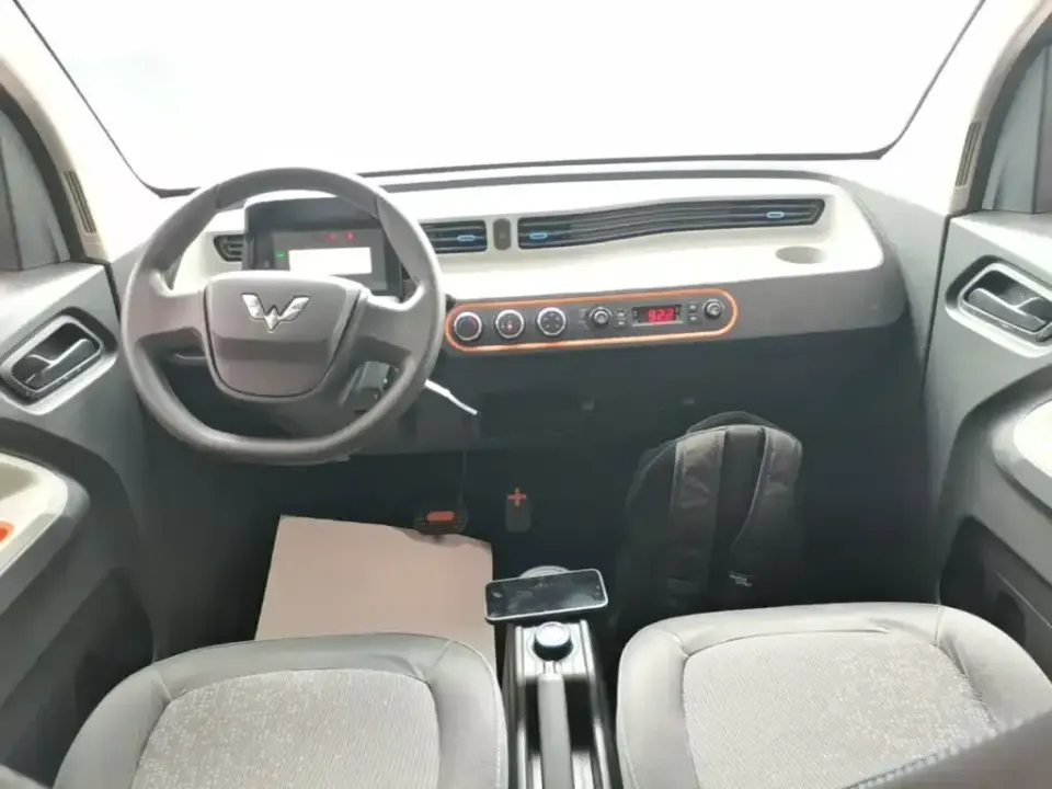 Wuling MINIEV