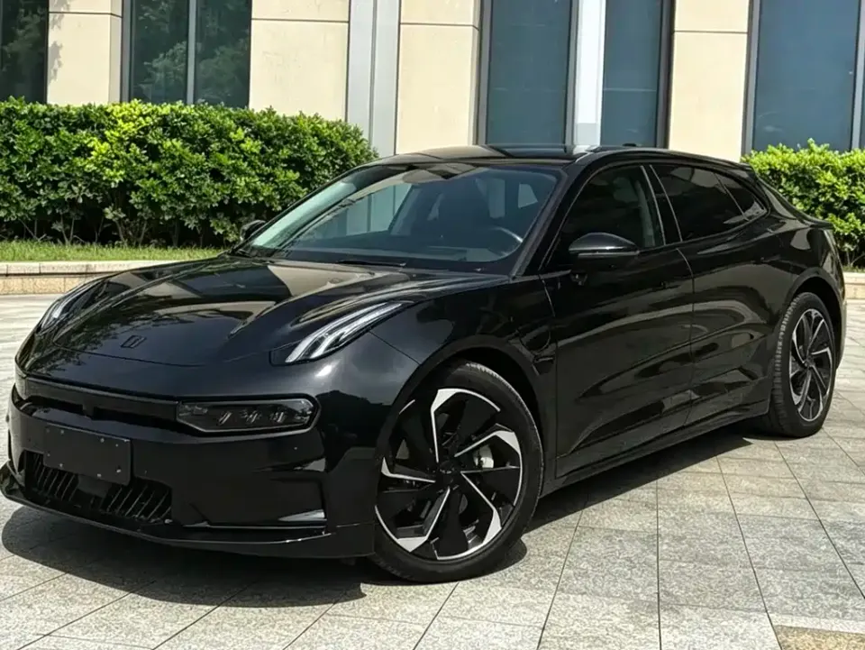 Zeekr 001