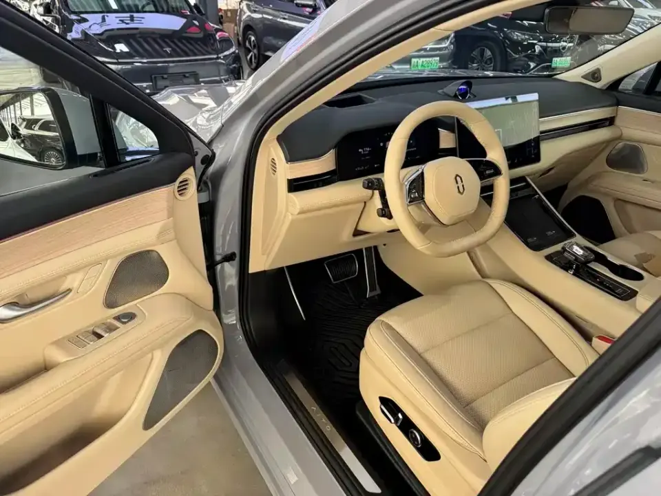 AITO AITO M5