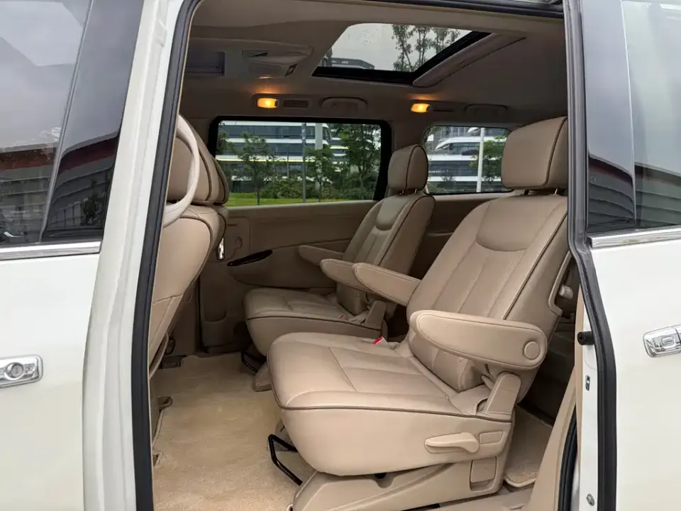 Nissan Quest