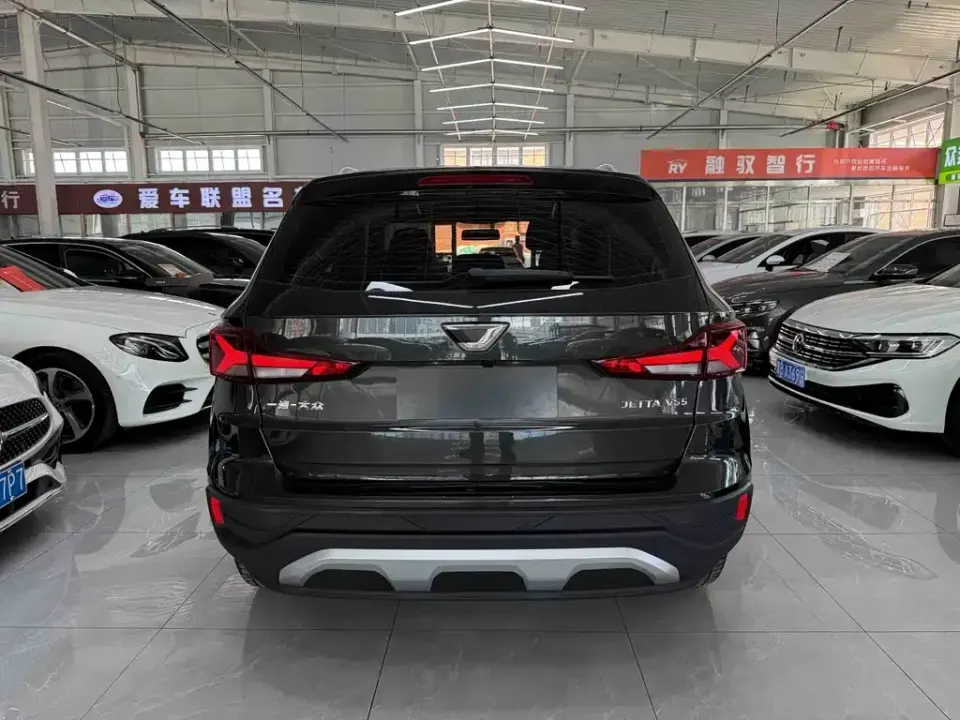 Jetta VS5