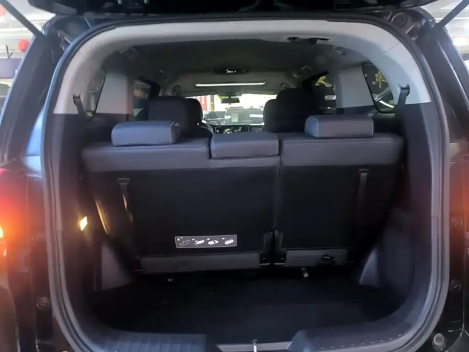 GAC Trumpchi M8