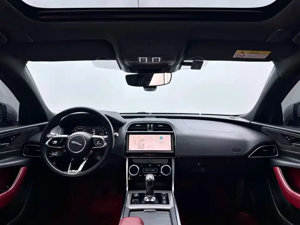 Jaguar XEL