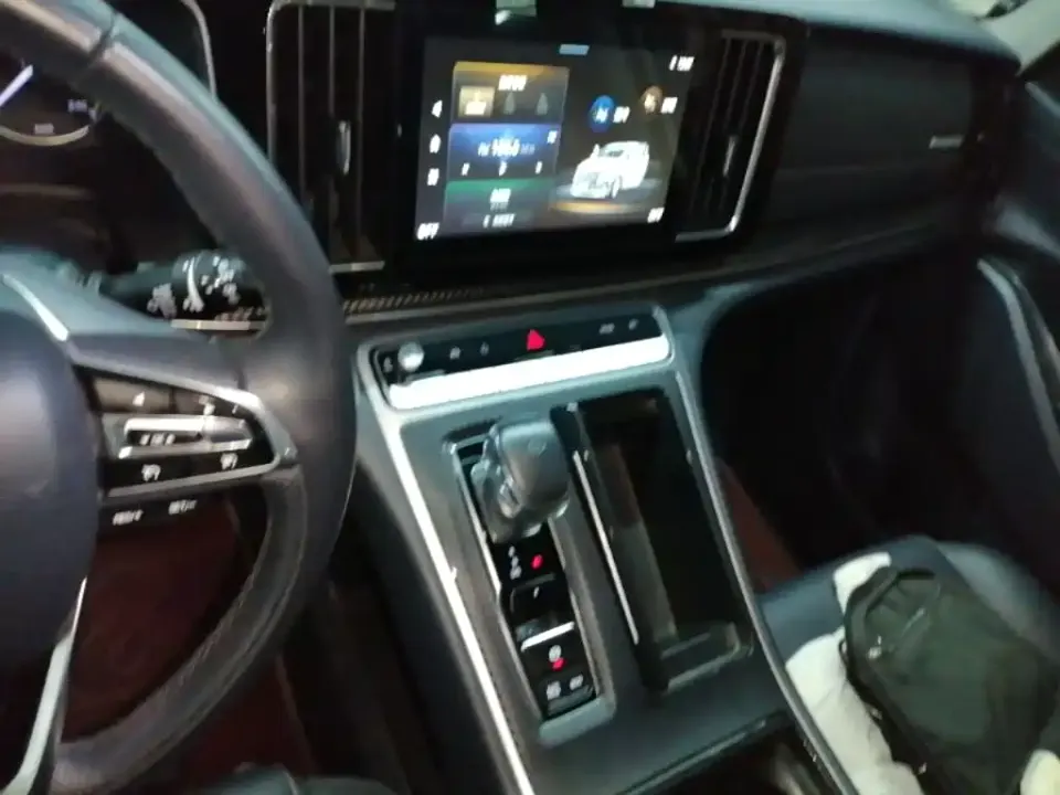 GAC Trumpchi M8